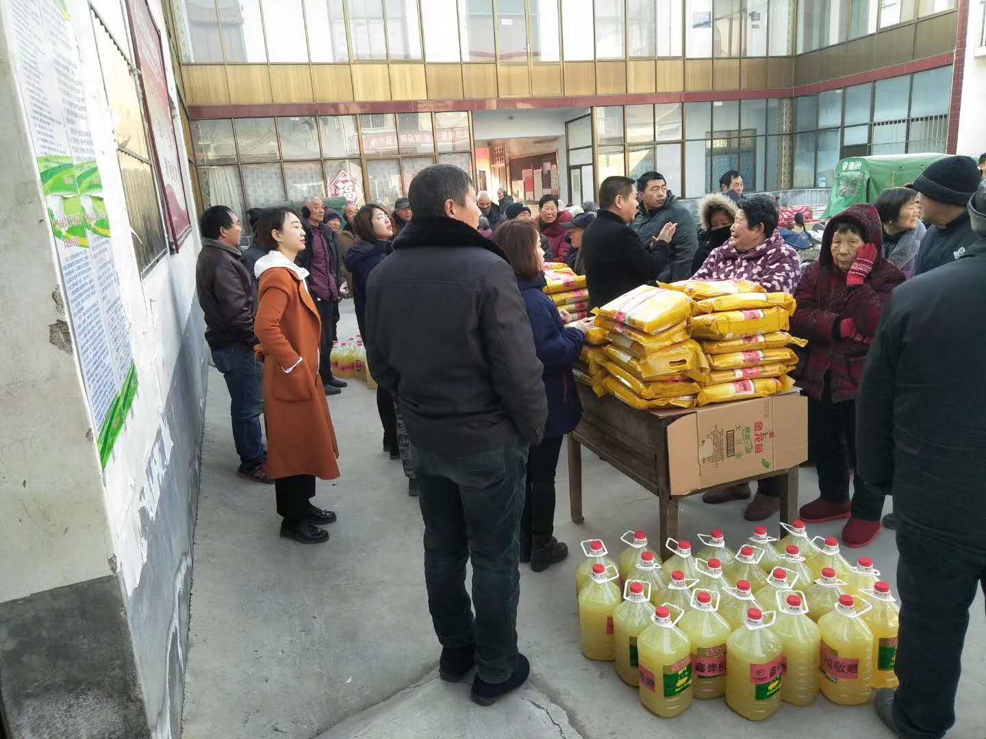 迎新春，送温暖，鑫锋机械在行动